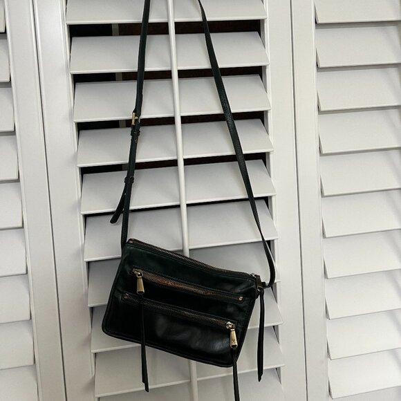 LIKE NEW HOBO HUNTER GREEN MISSION CROSSBODY - Picture 1 of 5